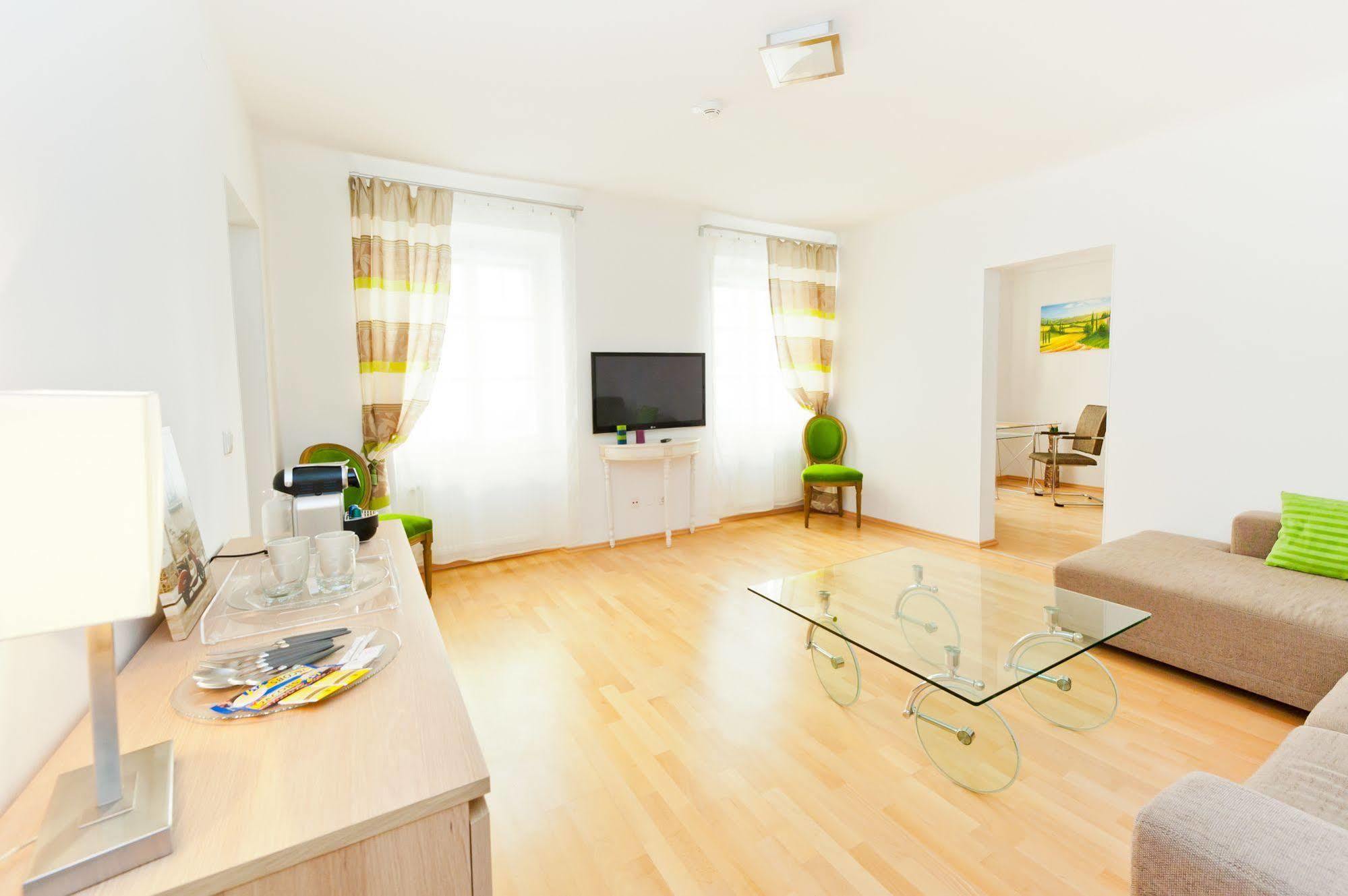 וינה Vox Design Hotel מראה חיצוני תמונה