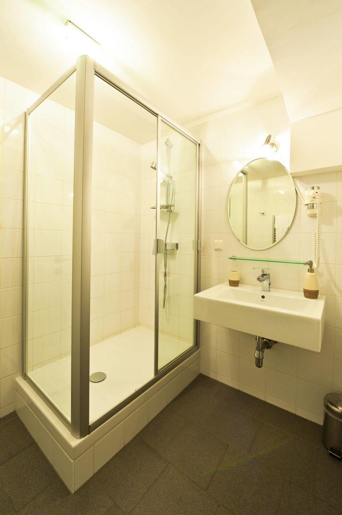 וינה Vox Design Hotel מראה חיצוני תמונה