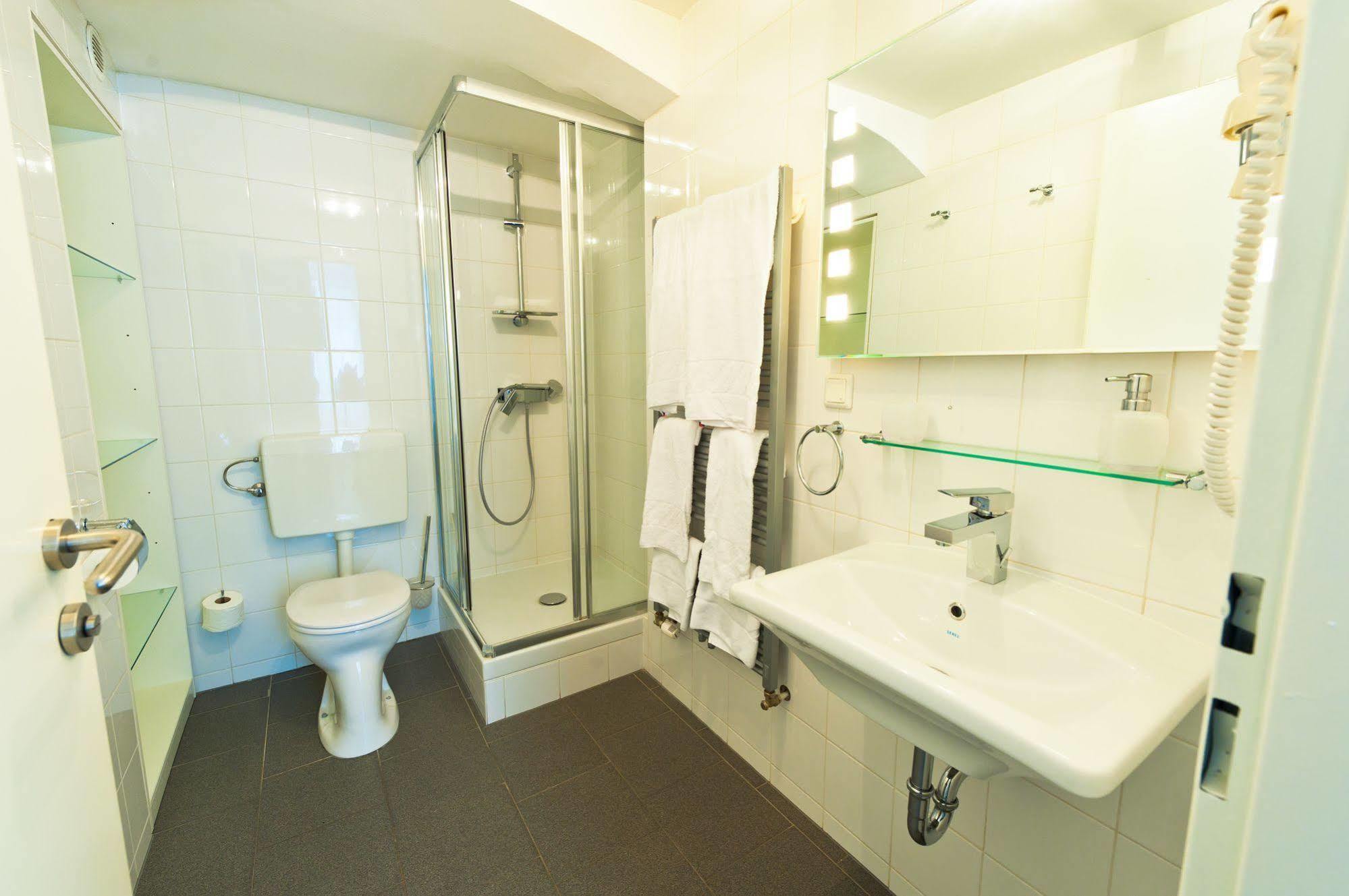 וינה Vox Design Hotel מראה חיצוני תמונה